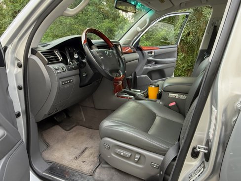 Used 2008 Lexus LX 570 4WD image 19