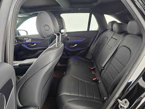 Used 2022 Mercedes-Benz GLC 300 4MATIC w/ AMG Line image 18