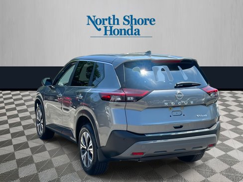 Used 2023 Nissan Rogue SV image 5