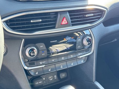 Used 2020 Hyundai Santa Fe Limited image 21