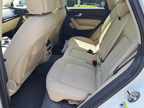 Used 2019 Audi Q5 2.0T Premium Plus w/ Premium Plus Package image 10