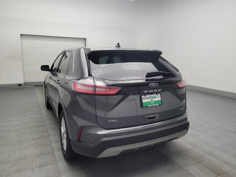 Used 2024 Ford Edge SEL image 5