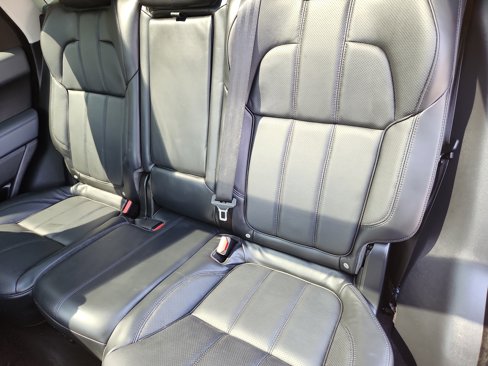 Used 2014 Land Rover Range Rover Sport HSE image 26