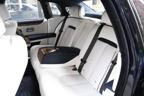 Used 2024 Rolls-Royce Ghost w/ Ghost Package image 12