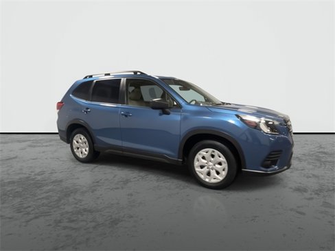 Used 2023 Subaru Forester image 2