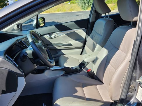 Used 2013 Honda Civic Hybrid Sedan image 8