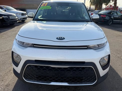 Used 2021 Kia Soul S image 3