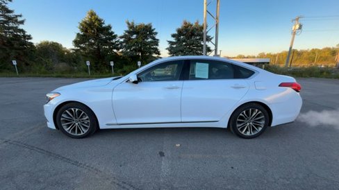 Used 2015 Hyundai Genesis 3.8 image 6
