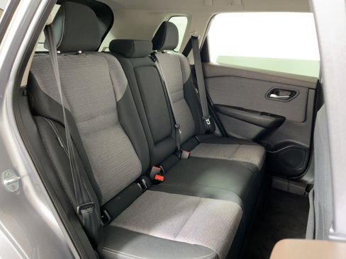 Used 2023 Nissan Rogue SV image 27