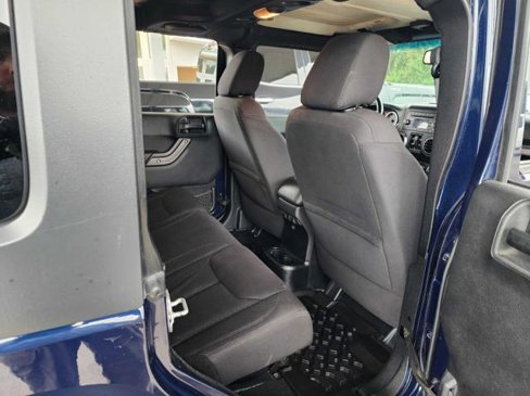 Used 2013 Jeep Wrangler Unlimited Sport image 17