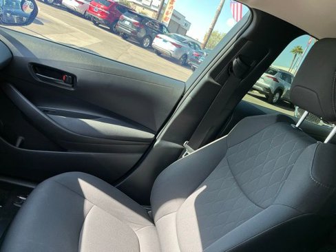 Used 2022 Toyota Corolla LE image 20