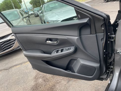 Used 2024 Nissan Sentra SV image 20