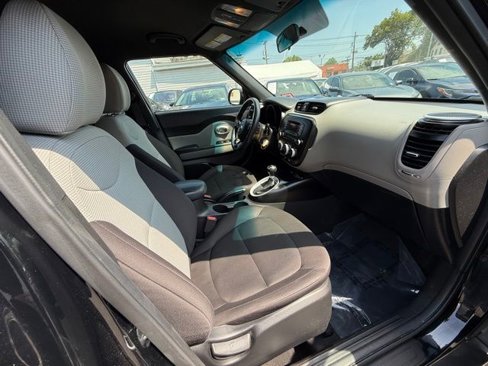 Used 2016 Kia Soul image 31