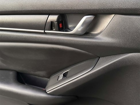 Used 2019 Honda Accord Sport image 20