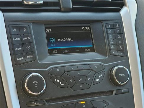 Used 2016 Ford Fusion SE image 24