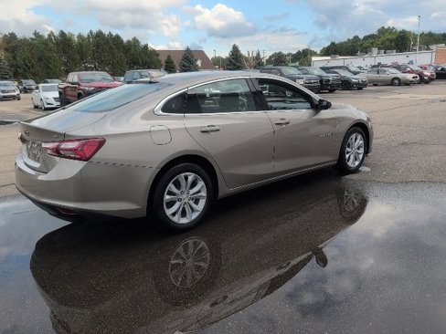Used 2022 Chevrolet Malibu LT image 7