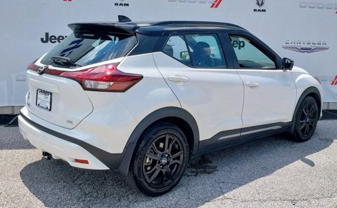 Used 2022 Nissan Kicks SR image 5