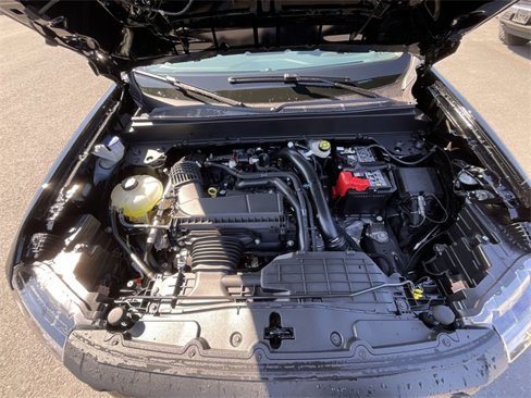 New 2025 Ford Maverick XL image 24