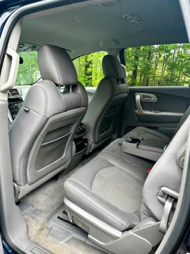 Used 2011 Chevrolet Traverse LS image 14