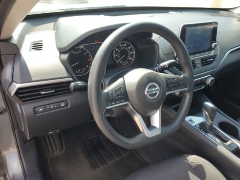 Used 2020 Nissan Altima 2.5 S image 10
