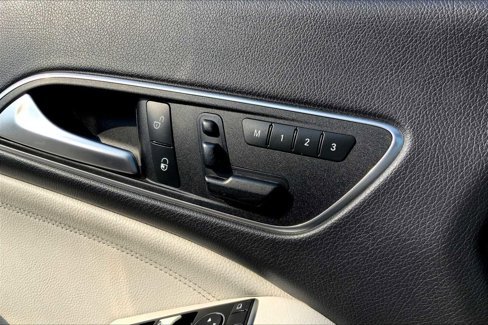Used 2016 Mercedes-Benz CLA 250 4MATIC image 34