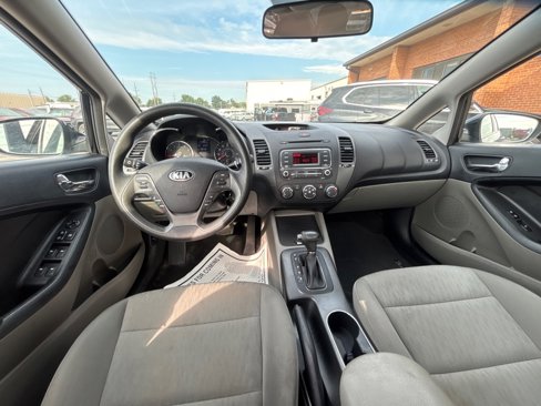 Used 2015 Kia Forte LX image 21