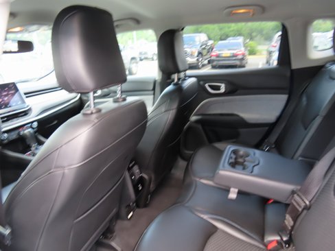 Used 2022 Jeep Compass Latitude w/ Convenience Group image 29