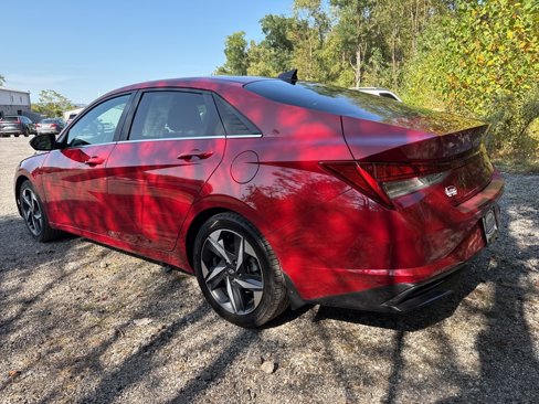 Used 2022 Hyundai Elantra SEL w/ Convenience + Premium Package image 7