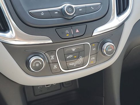 Certified 2022 Chevrolet Equinox LS image 25
