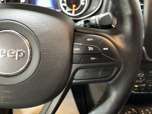 Used 2021 Jeep Cherokee Trailhawk w/ Sun, Sound & Nav Group image 20