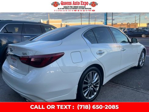 Used 2018 INFINITI Q50 Luxe w/ Essential Package (3.0T Luxe) image 4