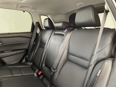 Used 2023 Nissan Rogue SV w/ SV Premium Package image 17