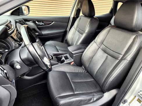 Used 2021 Nissan Rogue Sport SL image 12