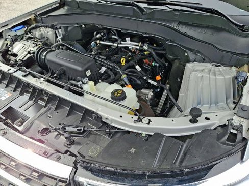 Certified 2022 Ford Explorer XLT w/ Equipment Group 202A image 28