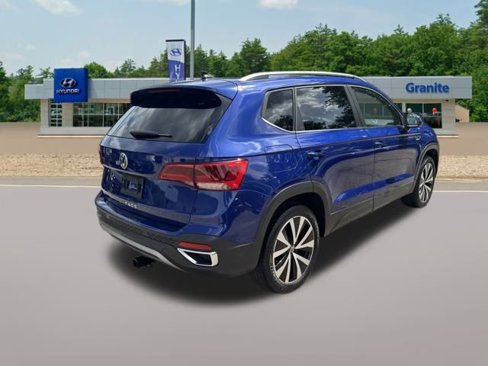 Used 2022 Volkswagen Taos SE image 7