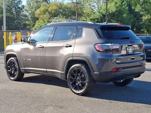 Certified 2022 Jeep Compass Altitude w/ Sun and Sound Group image 6