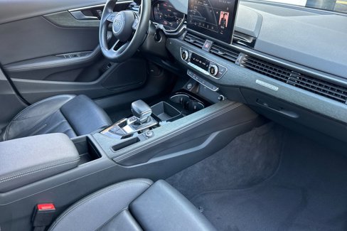 Used 2022 Audi A4 2.0T Premium Plus image 32