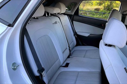 Used 2022 Hyundai Kona SEL image 19