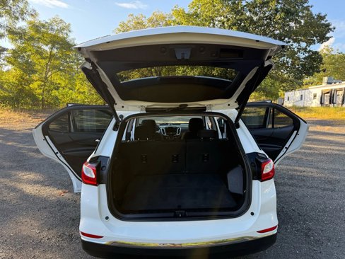 Used 2018 Chevrolet Equinox LT w/ Sun & Infotainment Package image 21