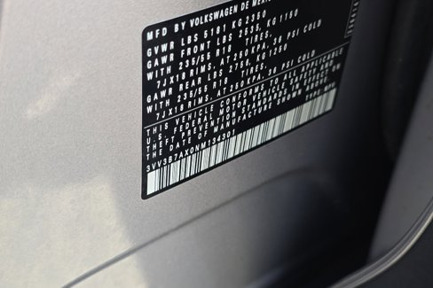 Used 2022 Volkswagen Tiguan SE image 30