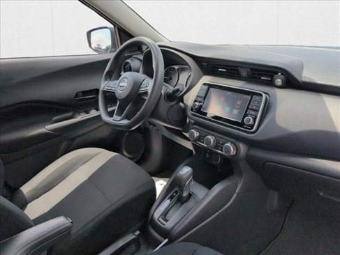 Used 2023 Nissan Kicks S image 20