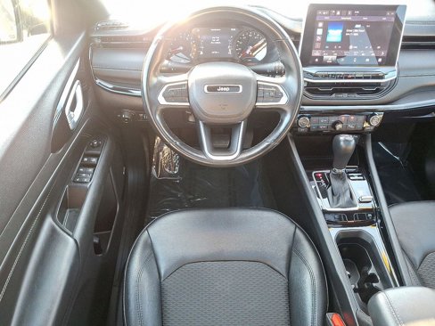 Certified 2022 Jeep Compass Altitude w/ Sun and Sound Group image 11
