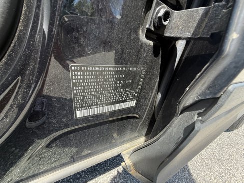 Certified 2022 Volkswagen Tiguan SE image 35