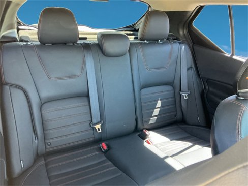 Used 2020 Nissan Kicks SR w/ SR Premium Package image 31