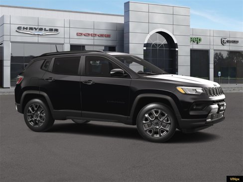 New 2025 Jeep Compass Latitude image 28