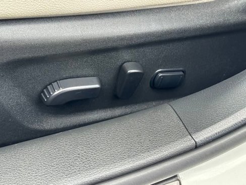 Used 2022 Nissan Altima 2.5 Platinum image 5
