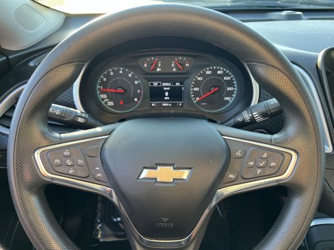 Used 2023 Chevrolet Malibu LT image 16