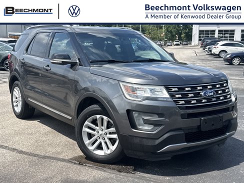 Used 2016 Ford Explorer XLT w/ Equipment Group 202A image 1