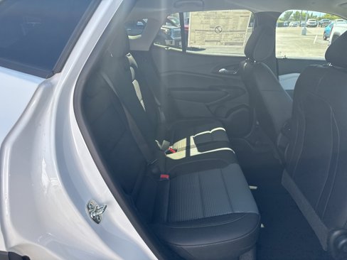 New 2025 Chevrolet Trax LT w/ LT Convenience Package image 34