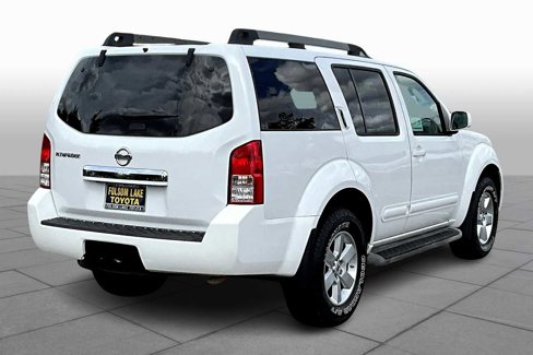 Used 2012 Nissan Pathfinder SV image 12